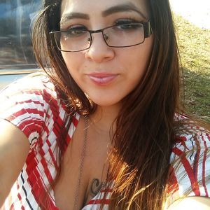 Meet your Posher, Crystal